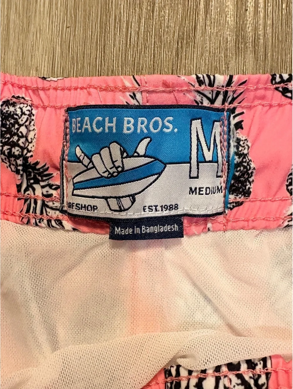 Beach Bros Pink & Black Swim Trunks Men’s Size Medium Pineapple Pattern Beach